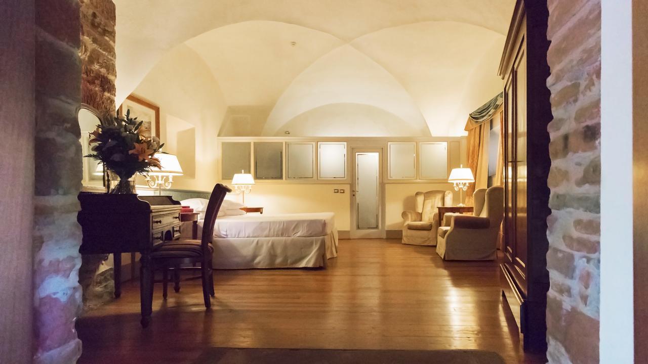 Badia Di Campoleone Villa Arezzo Kamer foto