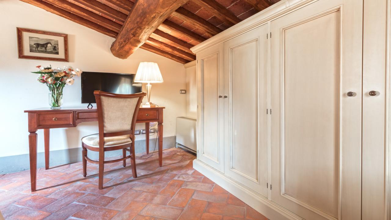 Badia Di Campoleone Villa Arezzo Kamer foto